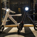 Cruzaa Scoota 250W Electric Scooter Racing White Bluetooth Speaker SKU SCOOTAW