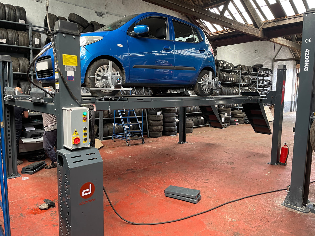 Dama 5T 4 Post Lift with 5140mm Platforms HDM55140, view 7