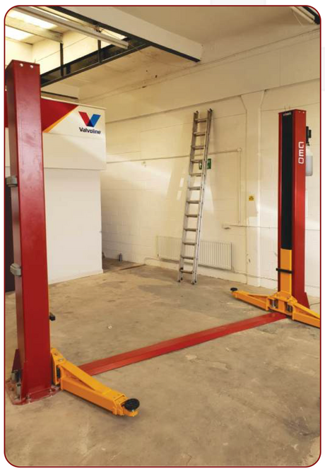 Garage Equipment 4 Tonne Electric Release 2 Post Car Lift SKU GEO037